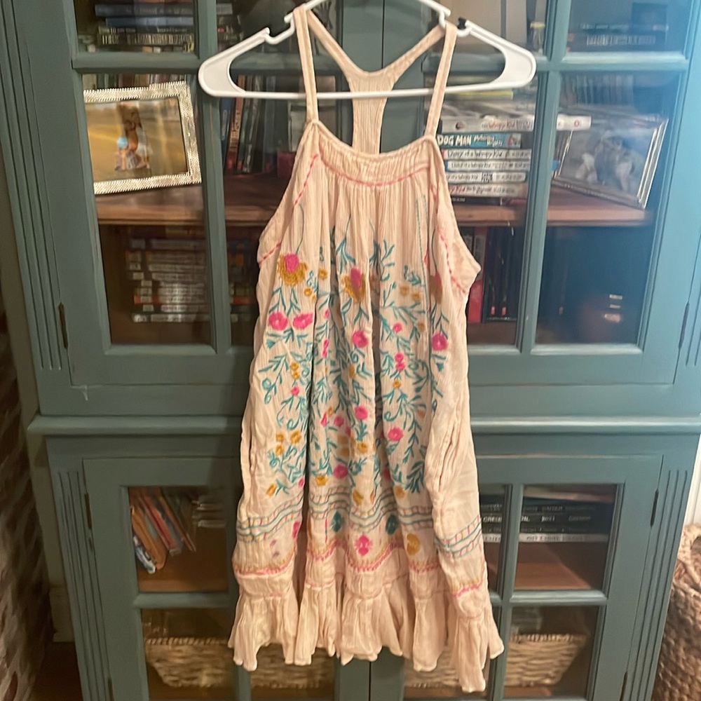 Anthropologie Akemi + Kin embroidered dress